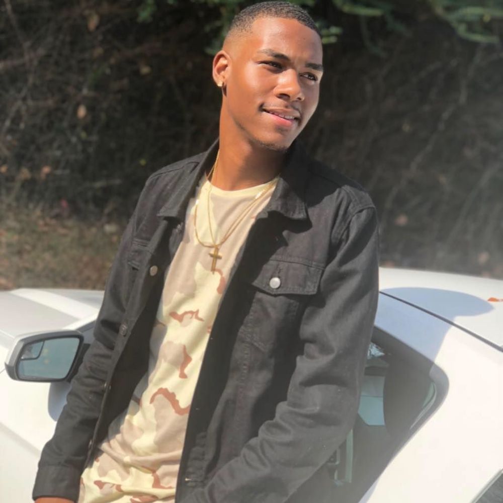 Meet your Posher, Terrell